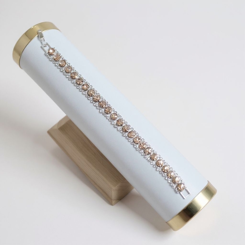 Rhinestone Round Clasp Bracelet for Women Colorful and shiny beautiful Bracelet